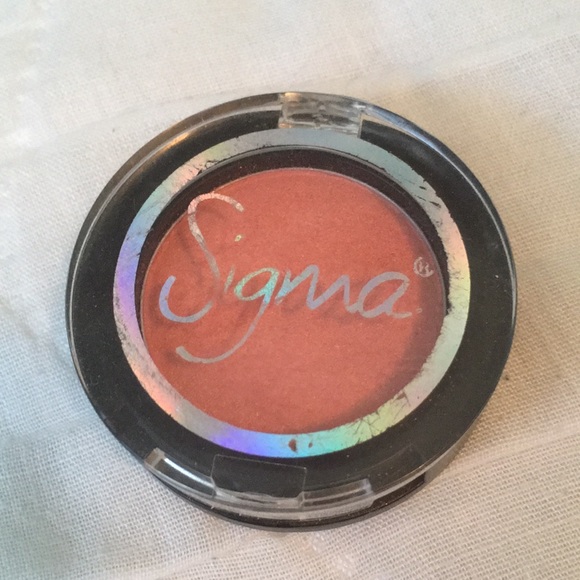 Sigma Beauty Eye Shadow Grasp Red-Orange Compact - Picture 5 of 5